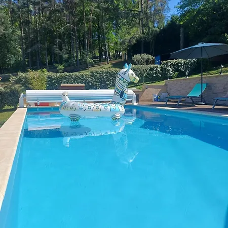 La Marceline Avec Piscine Pres De Lascaux Iv カントリーハウス