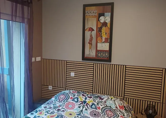 La Marceline Avec Piscine Pres De Lascaux Iv Aubas